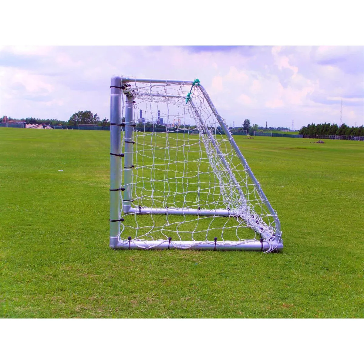 4' x 6' Pevo Economy Series Soccer Goal