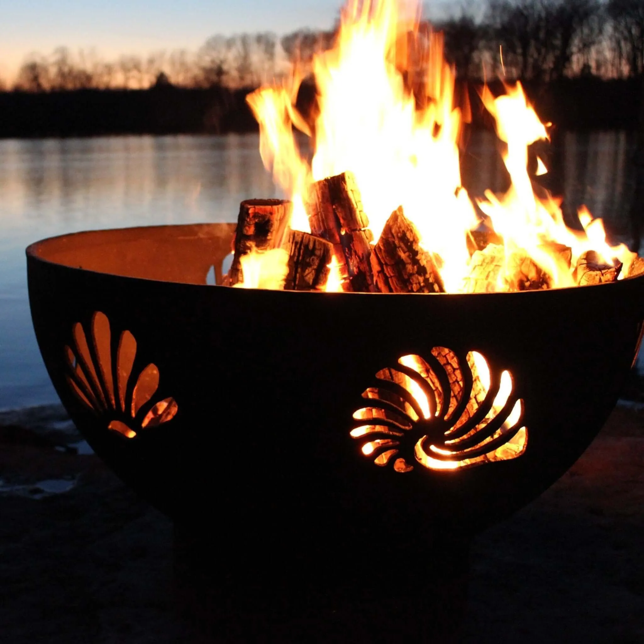 "Beachcomber" Gas Fire Pit in Steel - Fire Pit Art